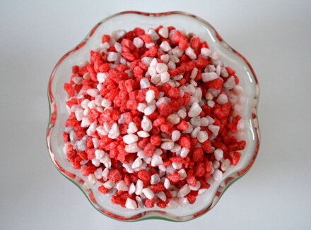 Barevné mramorové kamínky - červeno-bílé