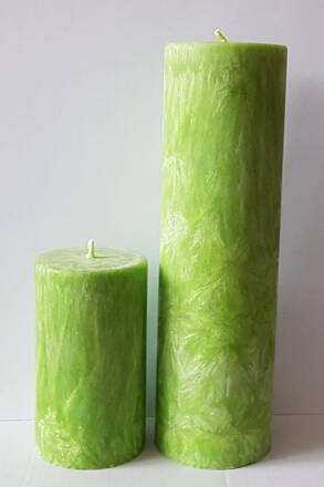 Oltářní zelená jarní svíčka