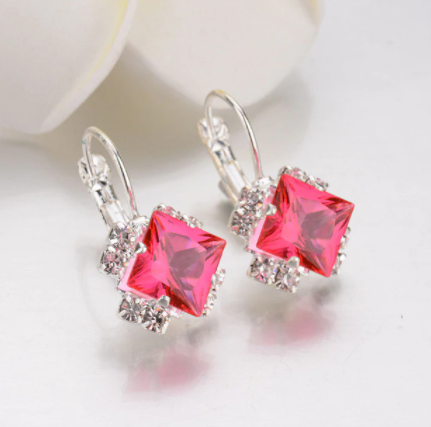 Elegantní náušnice kosočtverec s krystalem - růžové