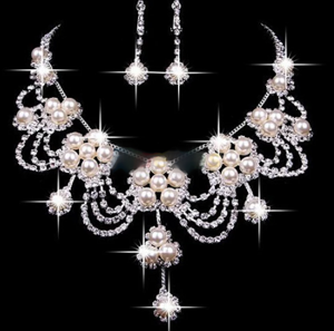 Elegantní set náušnice + náhrdelník s perlou a krystaly